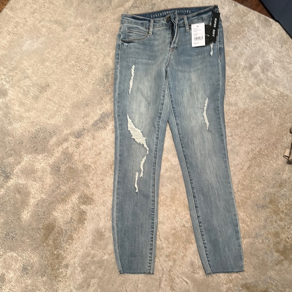 Express Distressed Light Wash Jeans